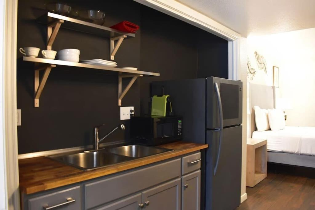 Montrose Pied-A-Terre Apartments Walking Distance To Museums Houston Luaran gambar