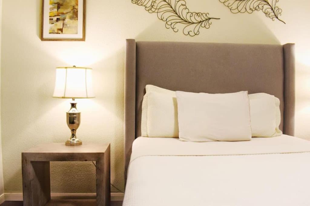 Montrose Pied-A-Terre Apartments Walking Distance To Museums Houston Luaran gambar